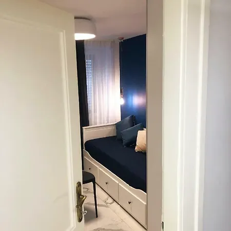 Toni Split